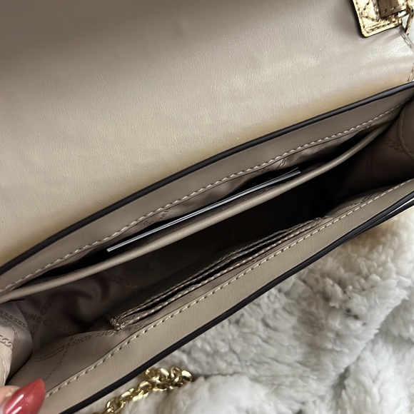 Michael Kors Gold Chained Bag - Picture 7 of 8